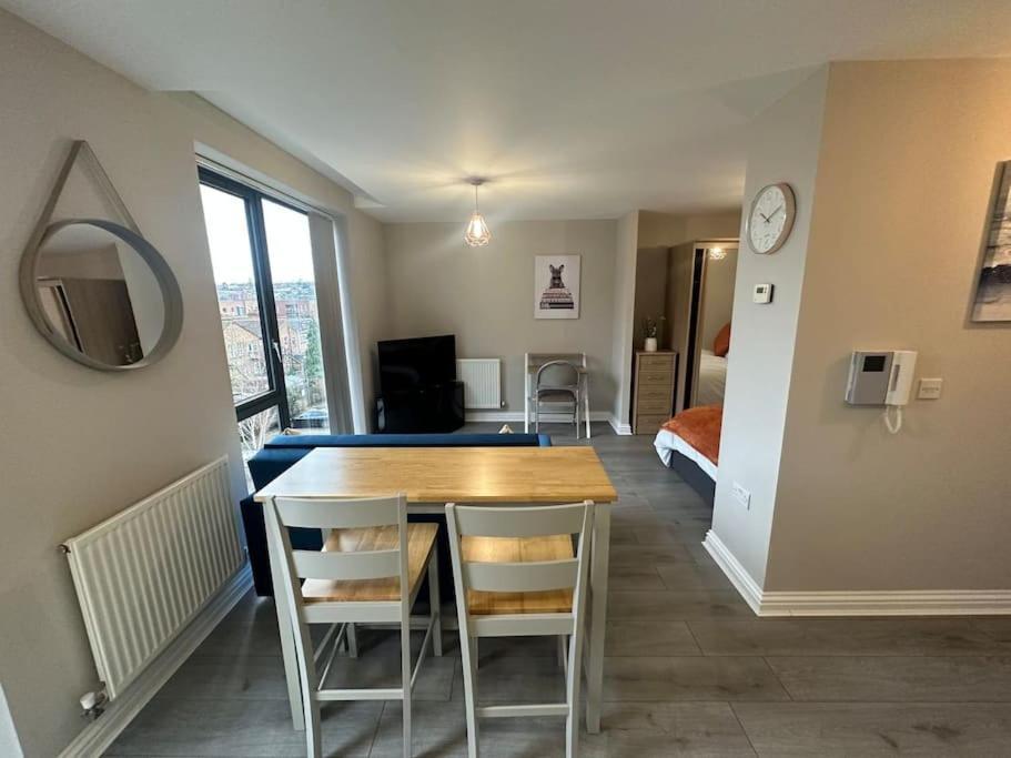 Cute Apartment Next To Colindale Station Edgware Dış mekan fotoğraf